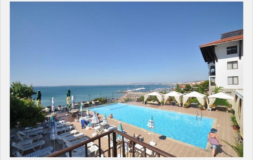 Dolce Vita Sea View Apartment Święty Włas Zewnętrze zdjęcie